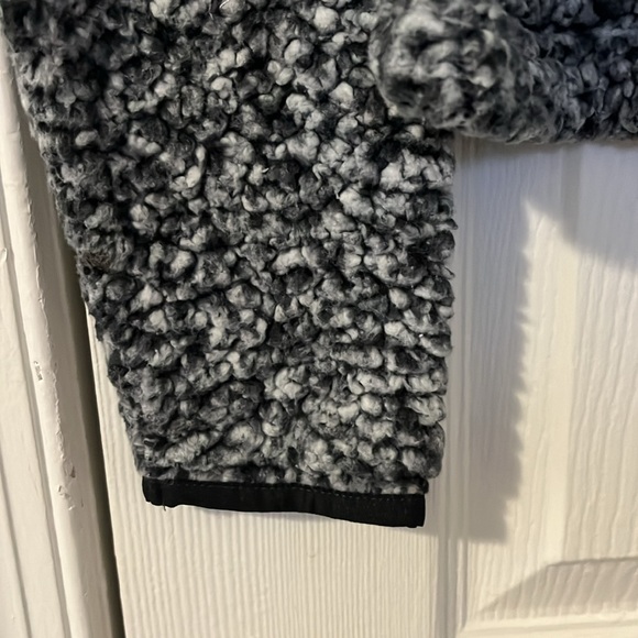 Zipper front sweatshirt - Picture 4 of 8